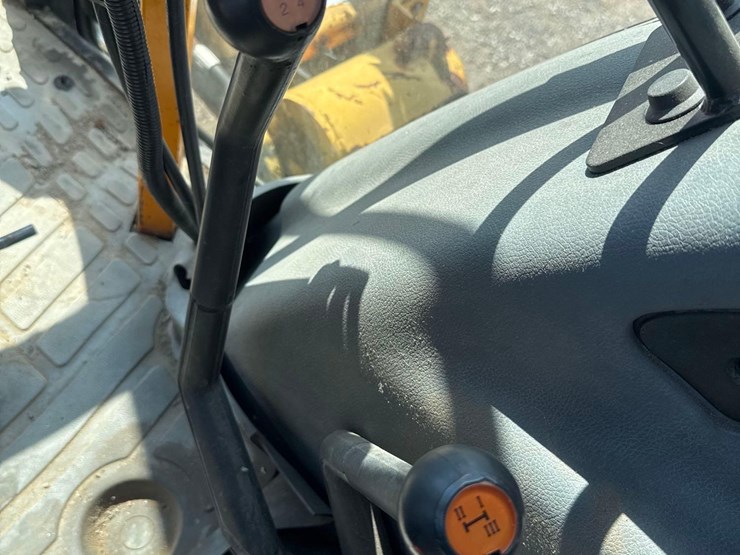 new-holland-tl80dt-image-25