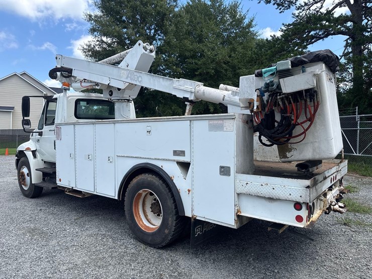2006-international-durastar-4200-image-3