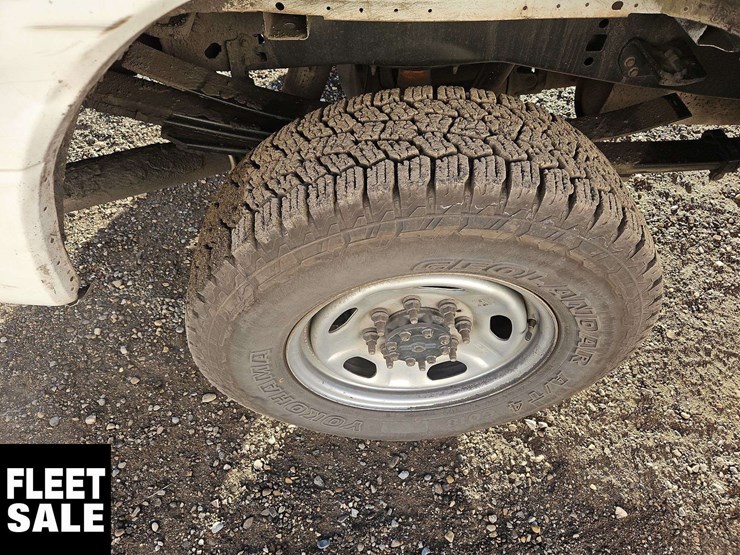 2021-ford-f350-image-11
