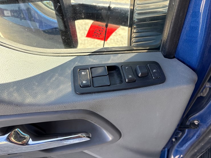 2018-kenworth-t680-image-70