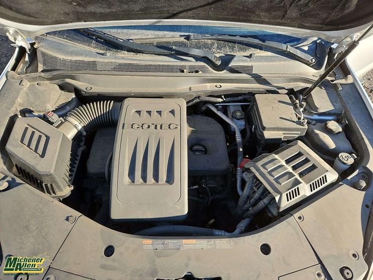 2015-chevrolet-equinox-lt-image-27