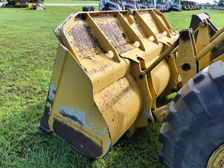 caterpillar-950-image-9