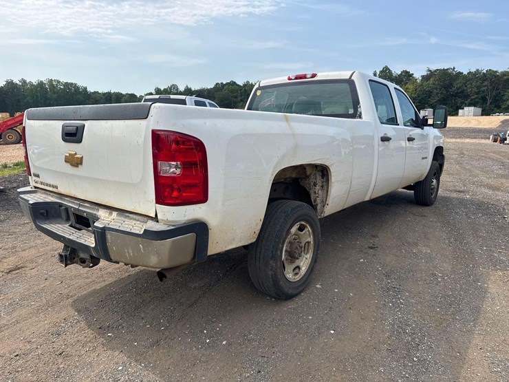 2012-chevrolet-silverado-2500hd-image-5