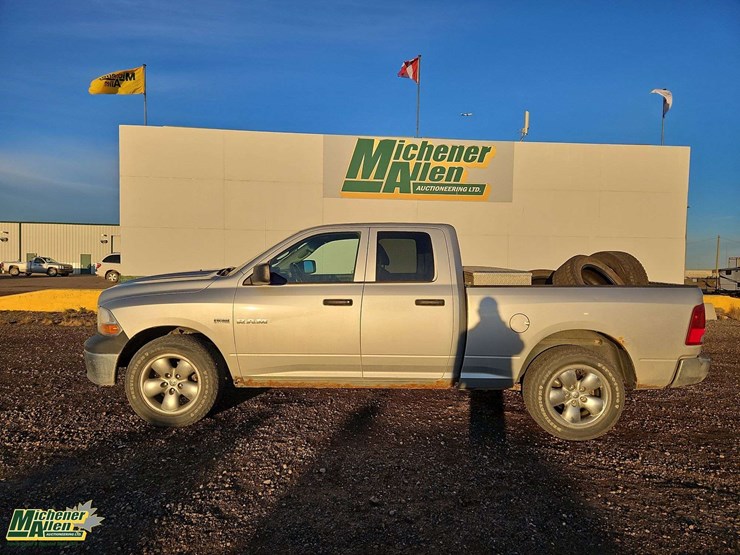 2010-dodge-ram-1500-image-5