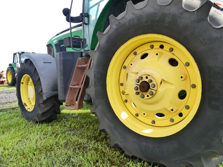 john-deere-7430-premium-image-9