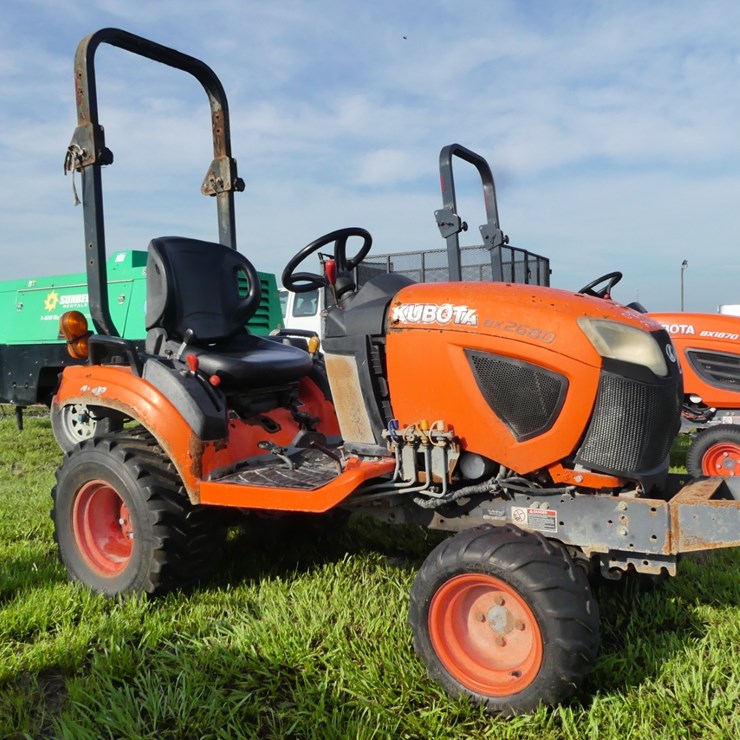 KUBOTA BX2680