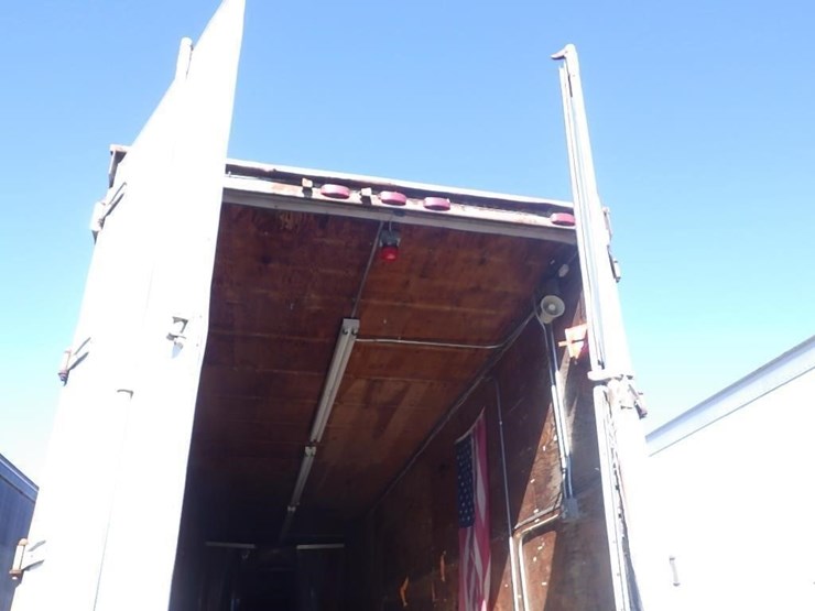 utility-van-image-16