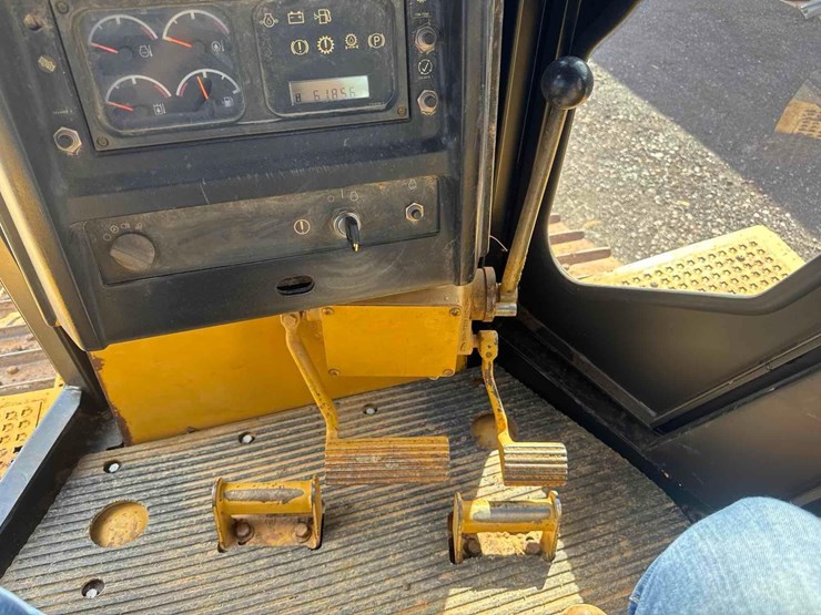 2000-caterpillar-d6r-xl-image-32