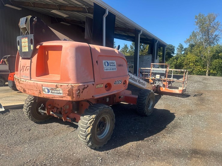2013-jlg-400s-image-4