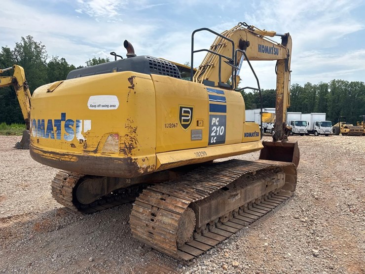 2013-komatsu-pc210-lc-10-image-5