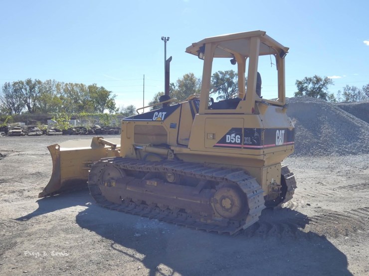 2004-caterpillar-d5g-image-4