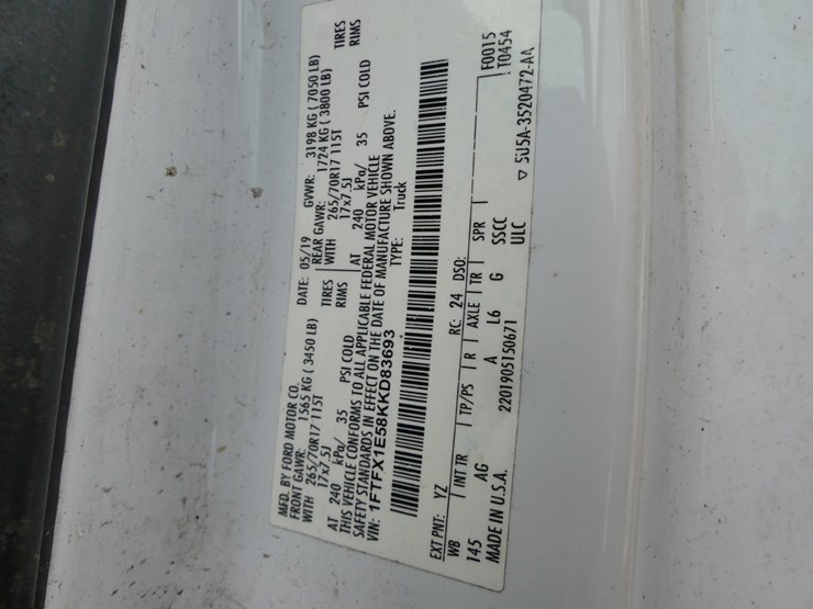 2019-ford-f150-xl-image-15