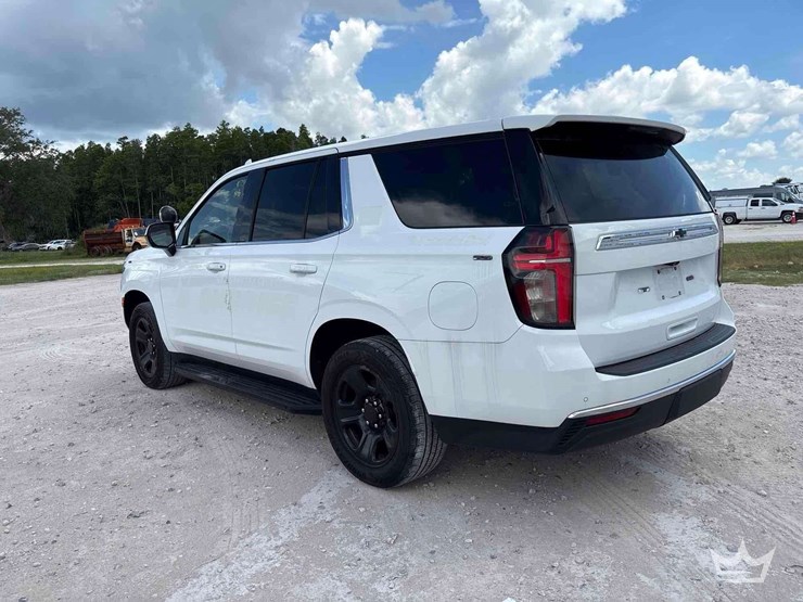 2022-chevrolet-tahoe-image-4