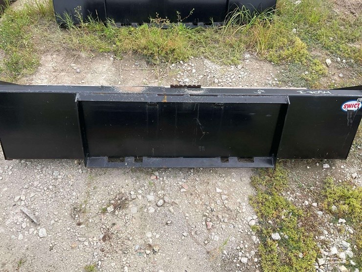 2026-swict-84in-bucket-skid-steer-attachment-image-2