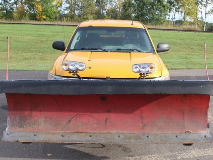 2012-chevrolet-silverado-1500-image-2