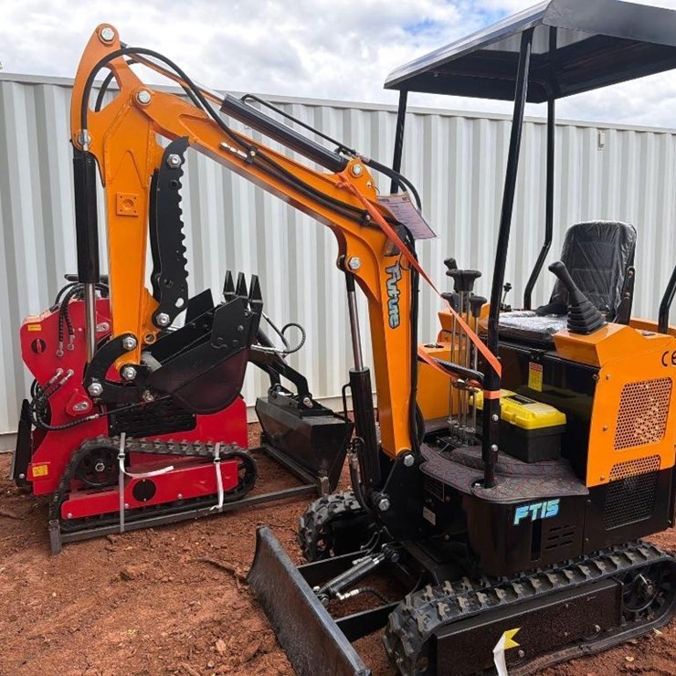 2026 FUTURE 15 MINI EXCAVATOR
