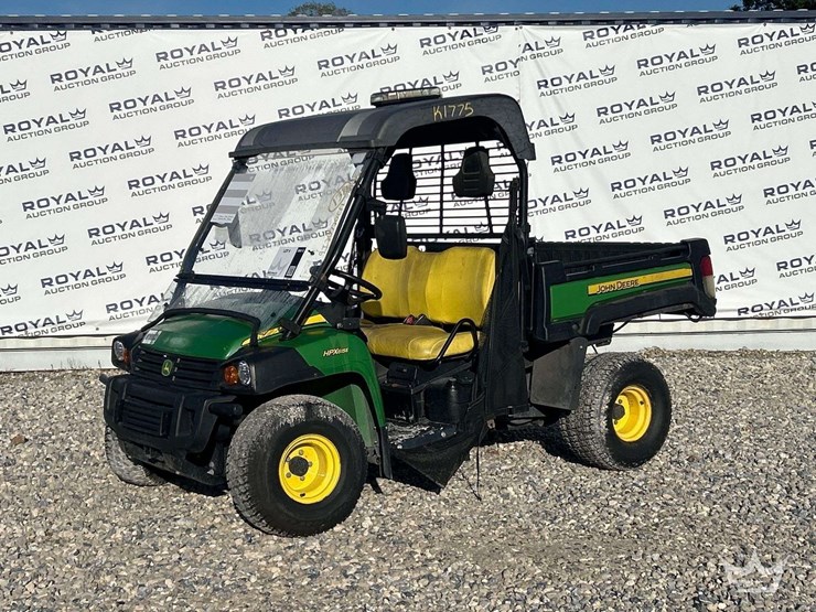 2019-john-deere-hpx615e-4x4-gas-utility-cart-image-1