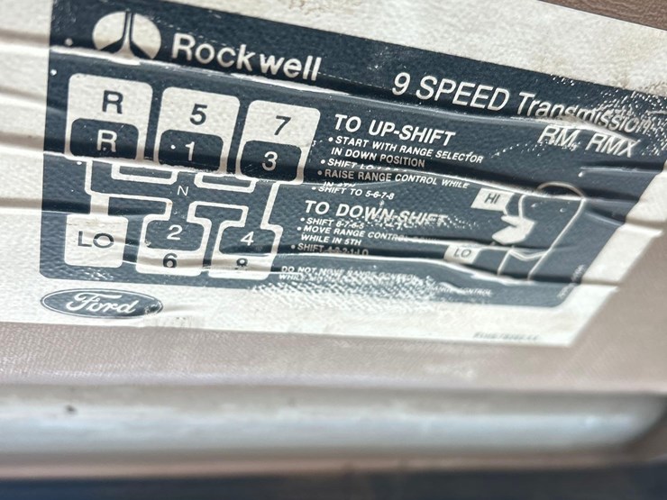 1994-ford-l9000-image-17