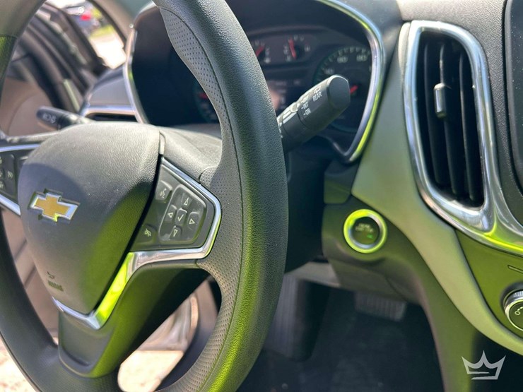 2020-chevrolet-equinox-image-15