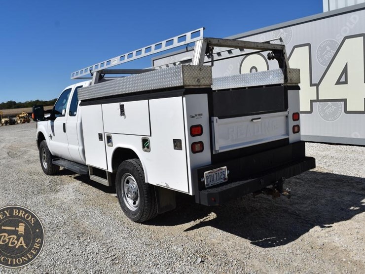 2015-ford-f350-sd-image-3