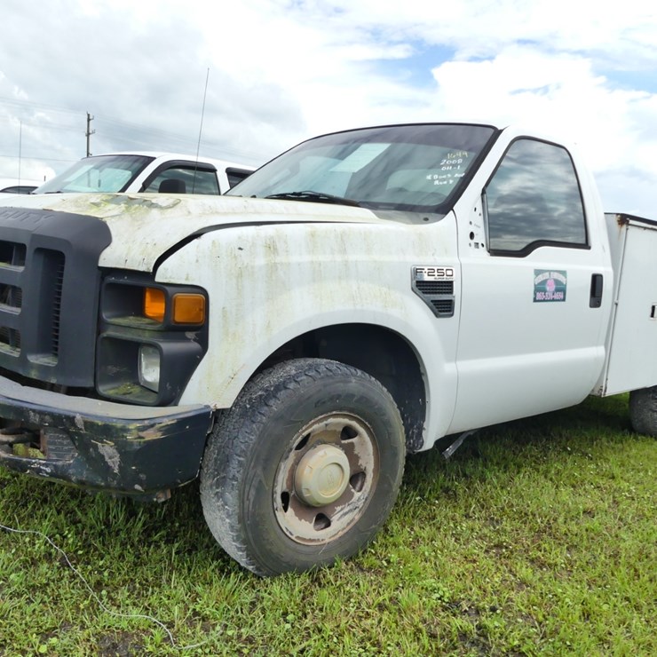 2008 FORD F250 XL
