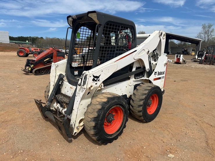2016-bobcat-s650-image-10