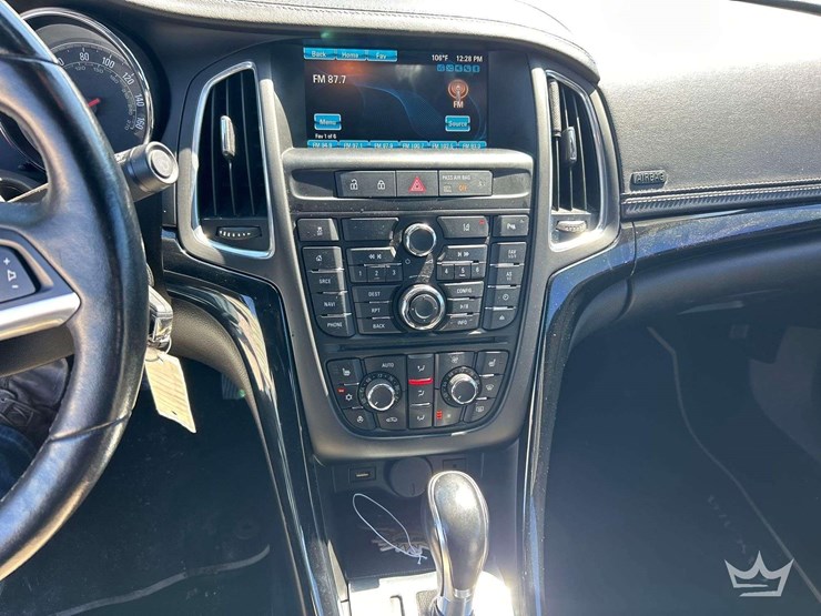2018-buick-cascada-sedan-image-18