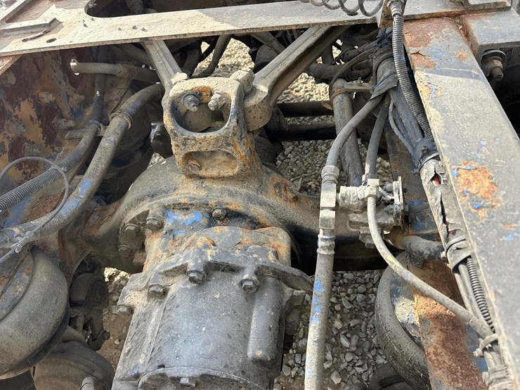 2006-caterpillar-c15-image-30