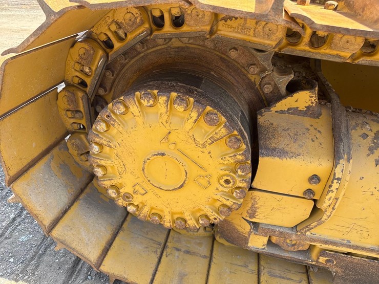 2017-caterpillar-d5k2-lgp-image-18