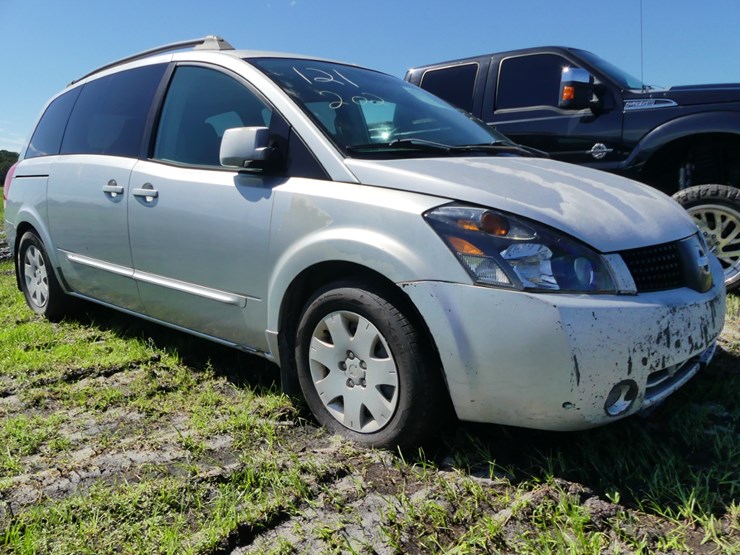 2005-nissan-quest-image-1