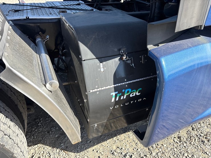 2018-kenworth-t680-image-39