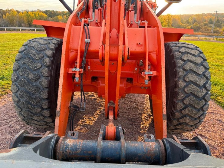 2017-doosan-dl250-5-image-28