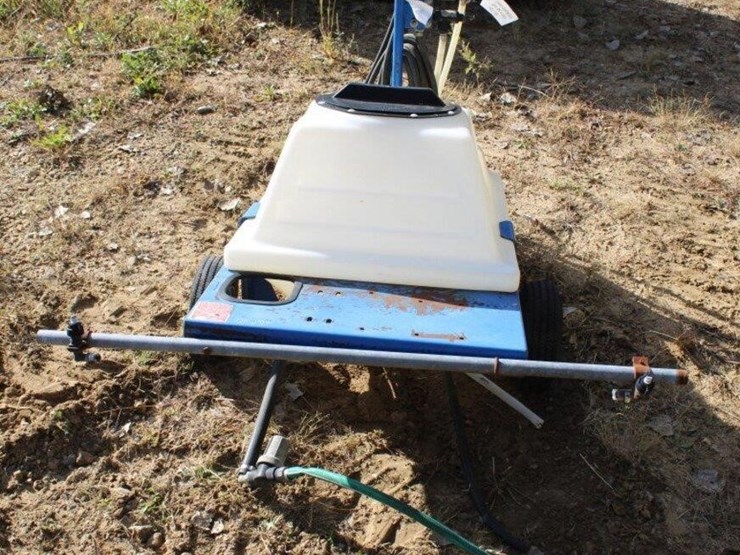 tow-behind-lawn-sprayer-image-5