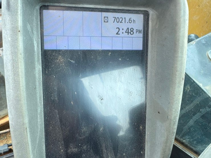 2019-deere-85g-image-24