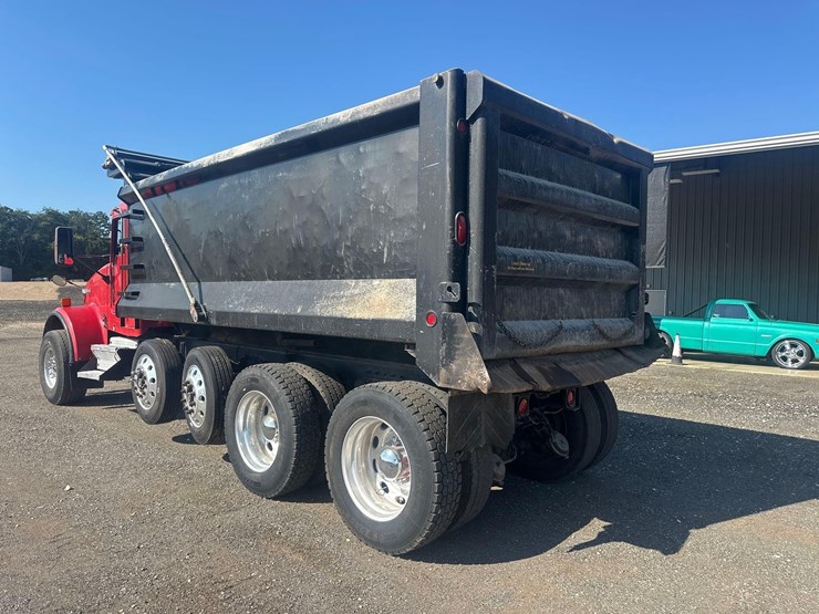 2004-kenworth-w900-image-5