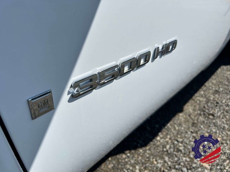 2008-chevrolet-silverado-3500hd-image-19