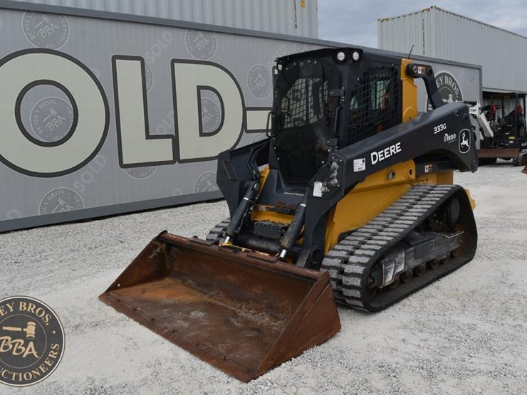 2024-deere-333g-image-12