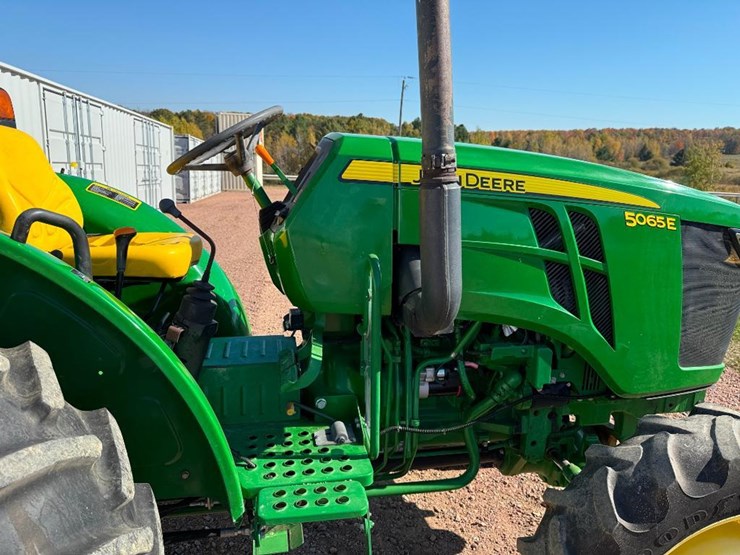 john-deere-5065e-image-18