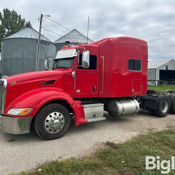 2012 PETERBILT 386