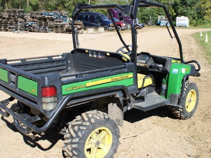 john-deere-gator-image-4