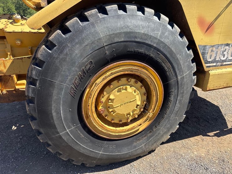 2000-caterpillar-613c-image-24