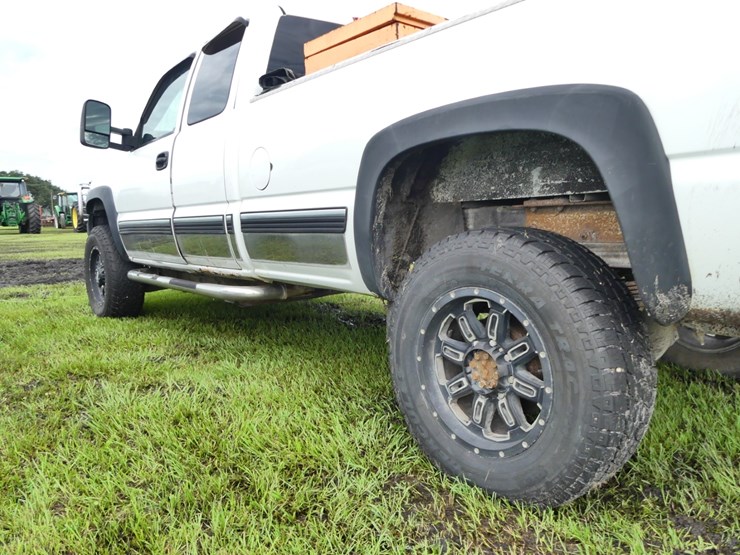 2001-chevrolet-2500-image-7