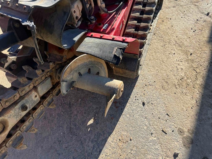 2015-baretto-2024tk-36"-track-trencher-image-10