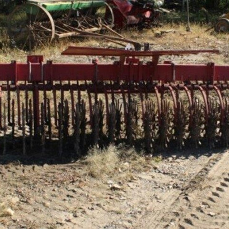 3-Point Case IH 15ft 6-Row Rotary Hoe