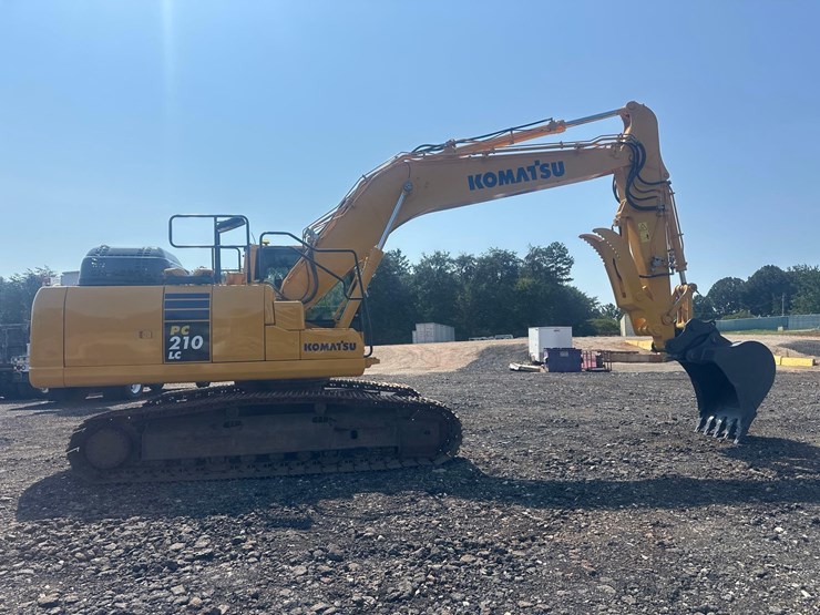 2021-komatsu-pc210-lc-11e0-image-9