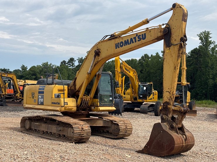 2013-komatsu-pc210-lc-10-image-7