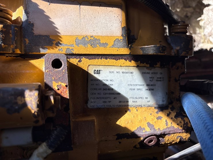 2001-caterpillar-c9-acert-image-38
