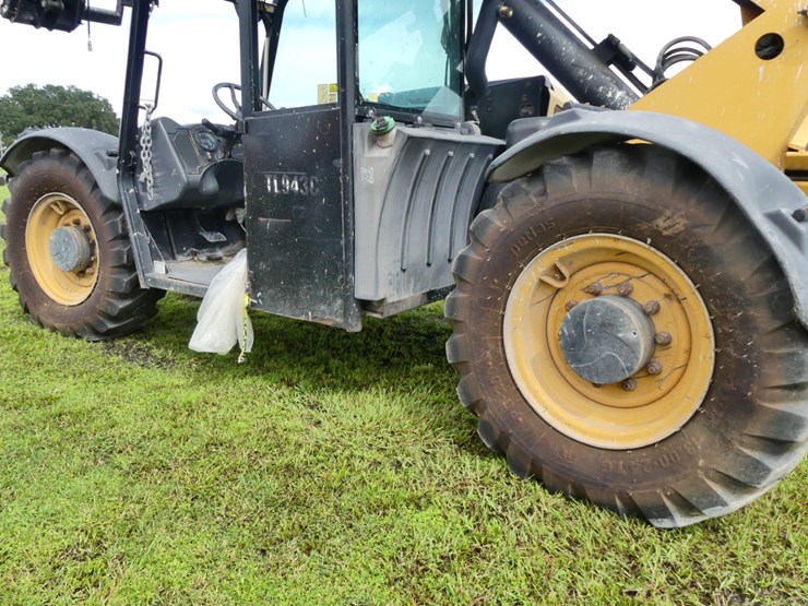 2014-caterpillar-tl943c-image-5