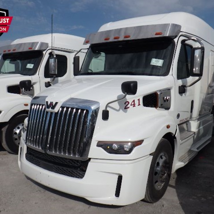 2024 WESTERN STAR 57X