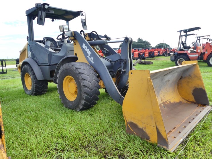 deere-304k-image-2